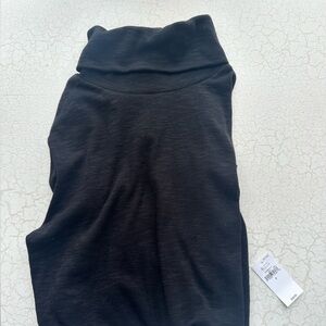 NWT black rib turtleneck size small